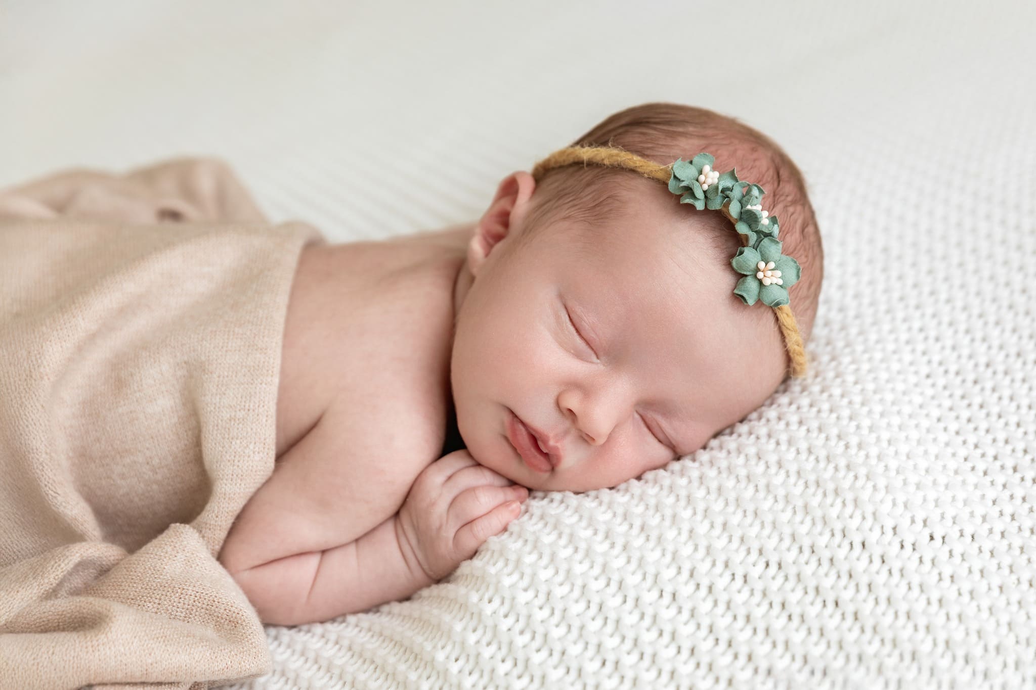 Newborn portrét s rodiči, ateliér u Brna