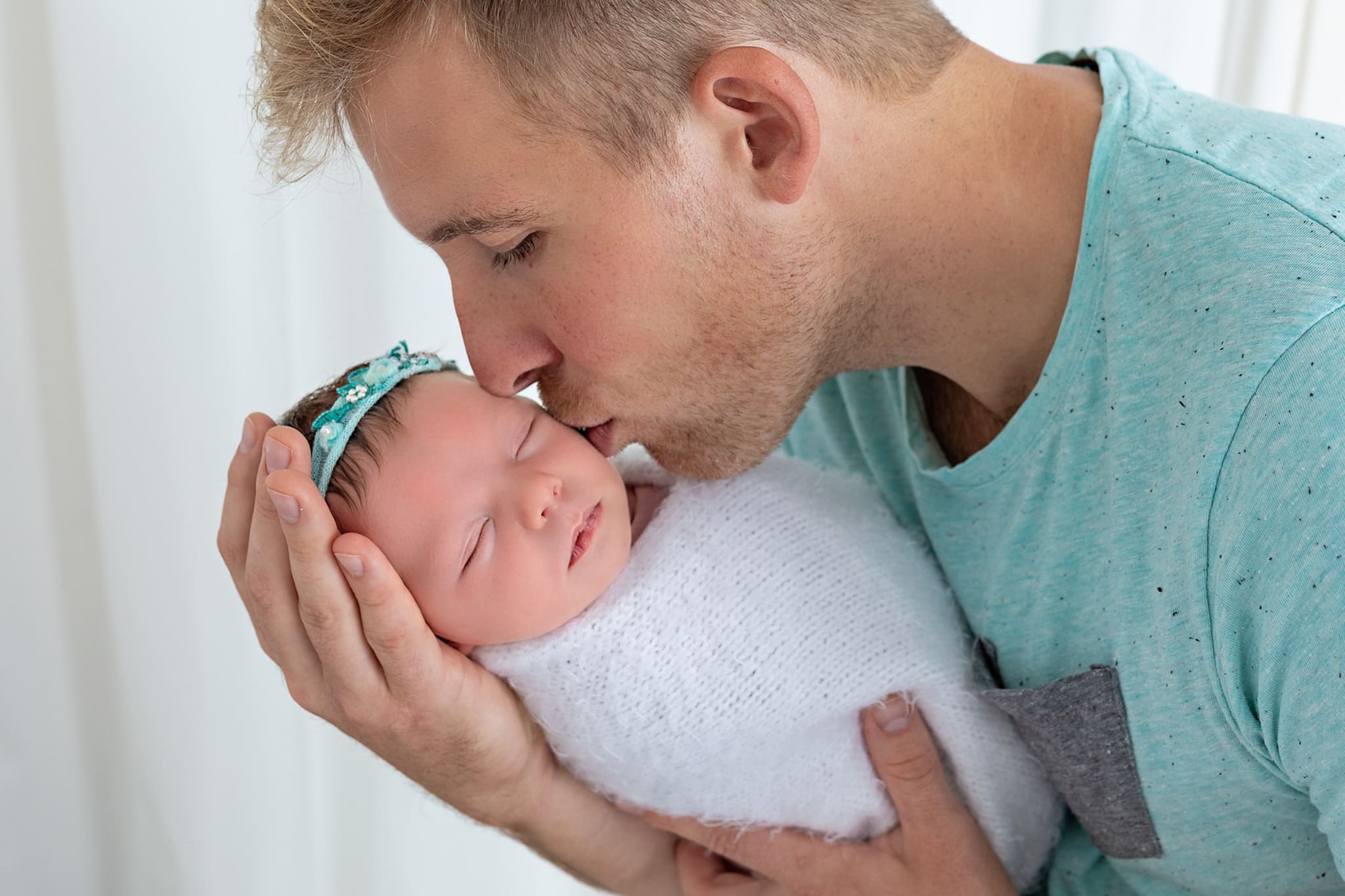 Newborn portrét s rodiči, ateliér u Brna