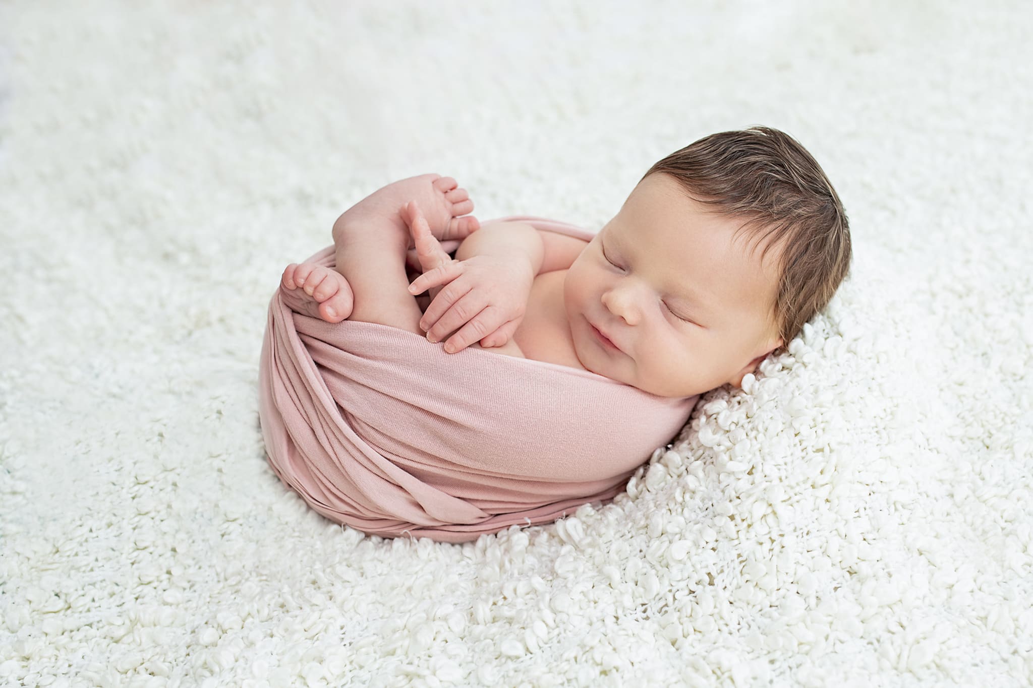 Klidné newborn focení, bez stresu, Brno